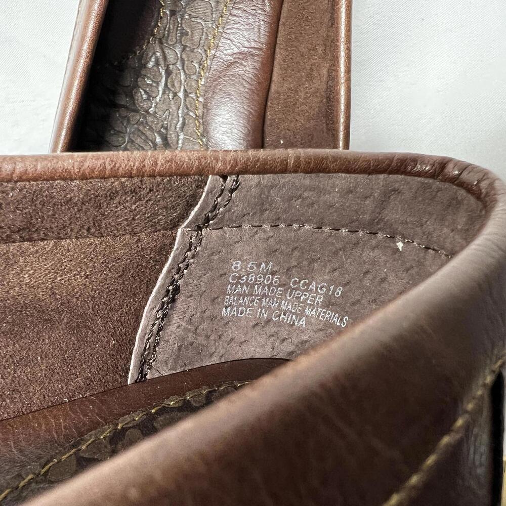 Women's B.O.C. Brown Penny Loafer Moccasin Size 8.5M - Picture 2 of 8